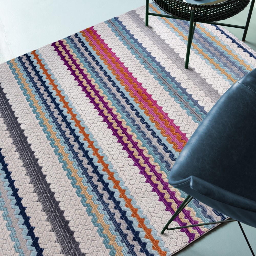 Skye Stripe Geometric Rugs in SK01 Multi